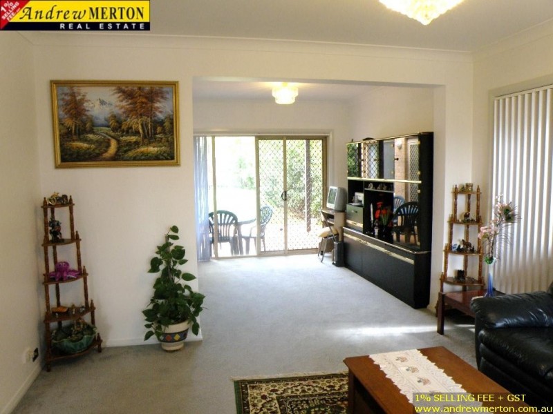 13 LEYBURN, Stanhope Gardens NSW 2768