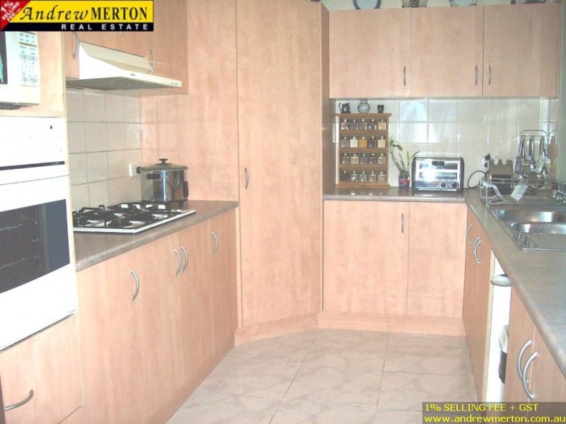 2B Fife, Blacktown NSW 2148