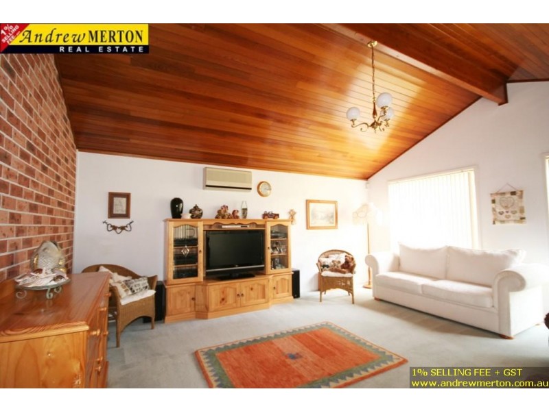 2 Scaddan Street, Quakers Hill NSW 2763