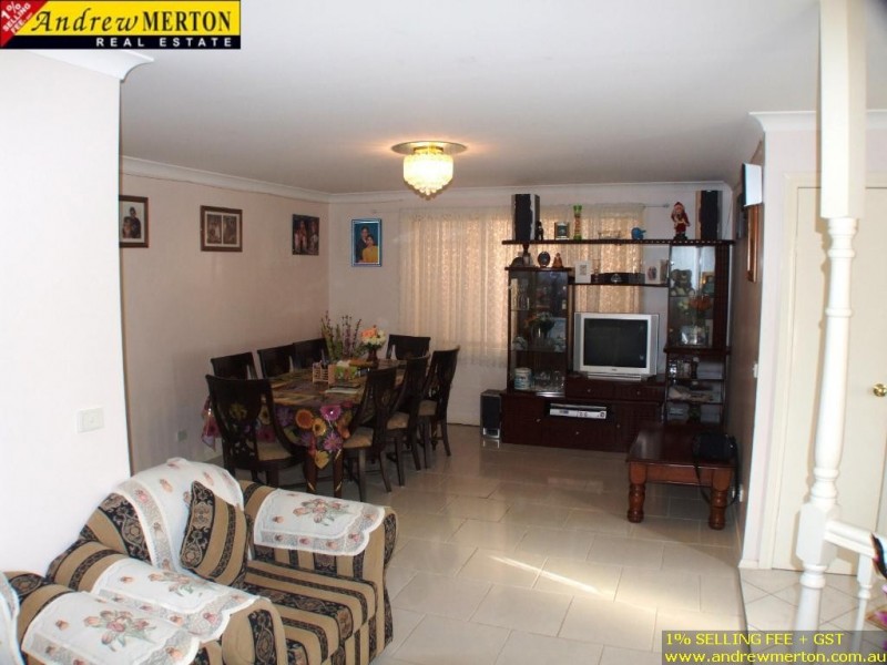 12 Cadman Pl, Woodcroft NSW 2767