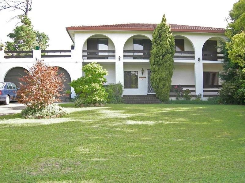 2 Lawson Place, Castle Hill NSW 2154