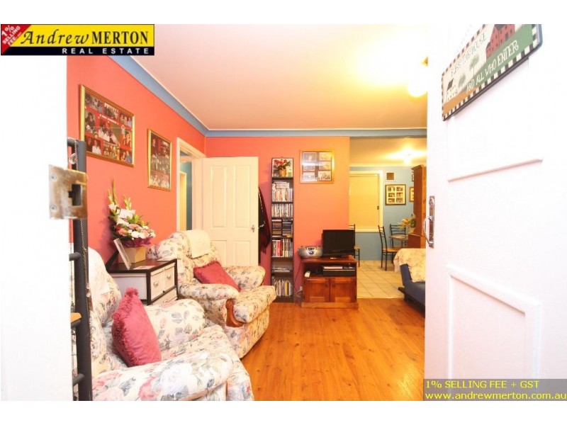 7 Tonga Pl, Lethbridge Park NSW 2770
