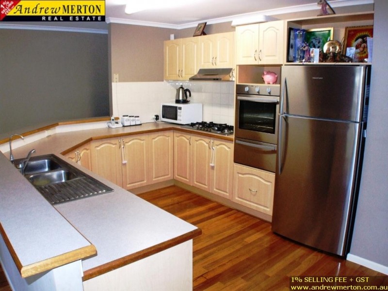 8 Denman Cct, Glenwood NSW 2768