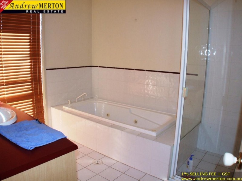 8 Denman Cct, Glenwood NSW 2768