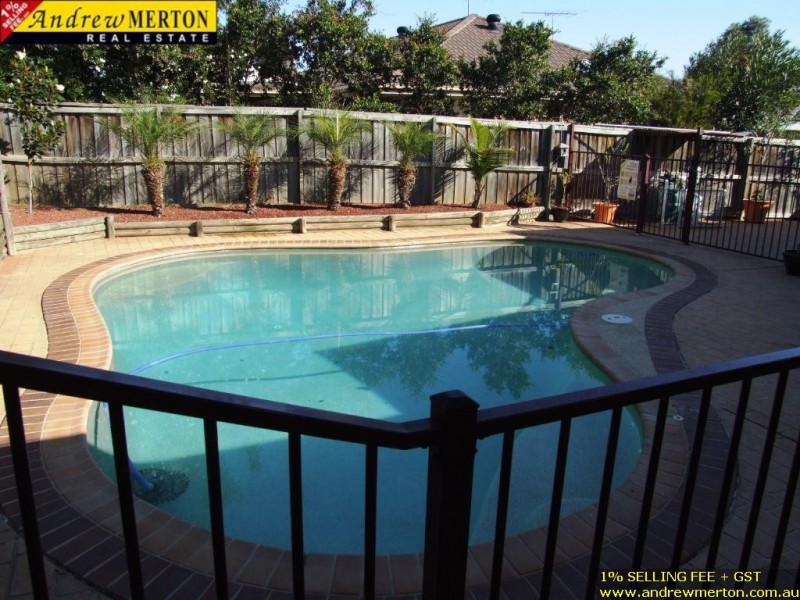 8 Denman Cct, Glenwood NSW 2768