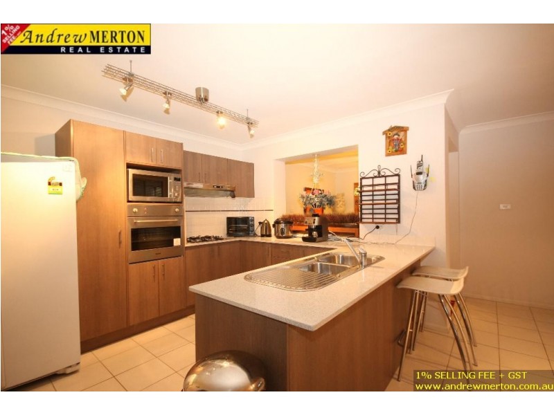 1075 Wilkins Ave, Beaumont Hills NSW 2155