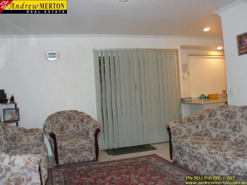 15 Cadman Pl, Woodcroft NSW 2767