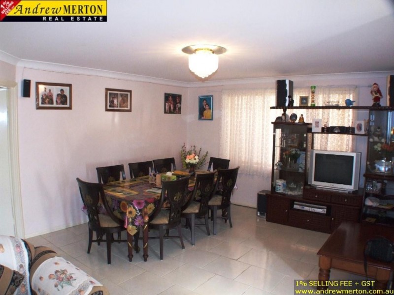 12 Cadman Pl, Woodcroft NSW 2767