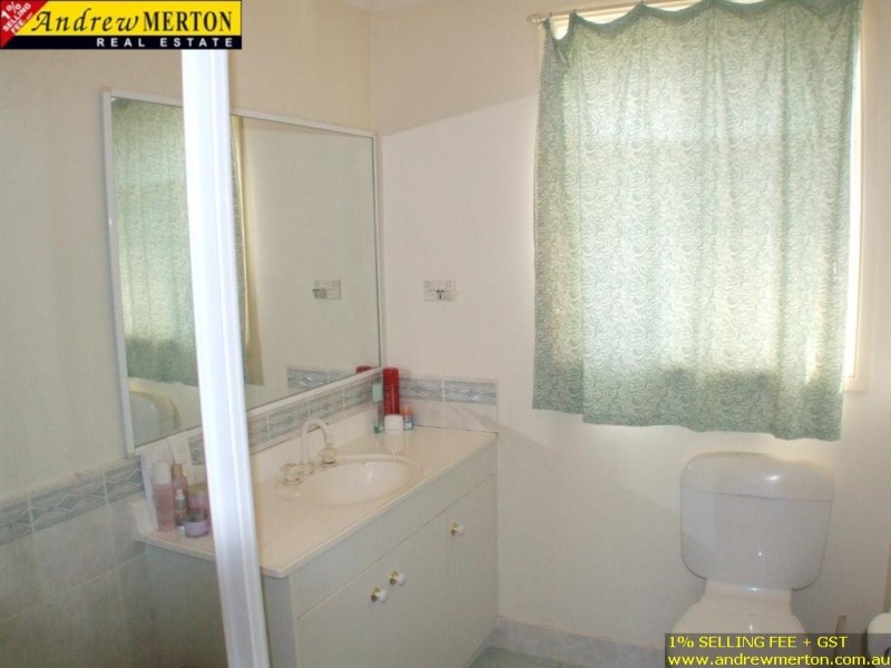 1 Kinchega Crs, Glenwood NSW 2768