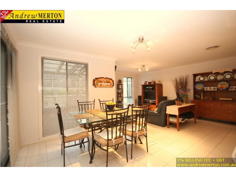 1075 Wilkins Ave, Beaumont Hills NSW 2155