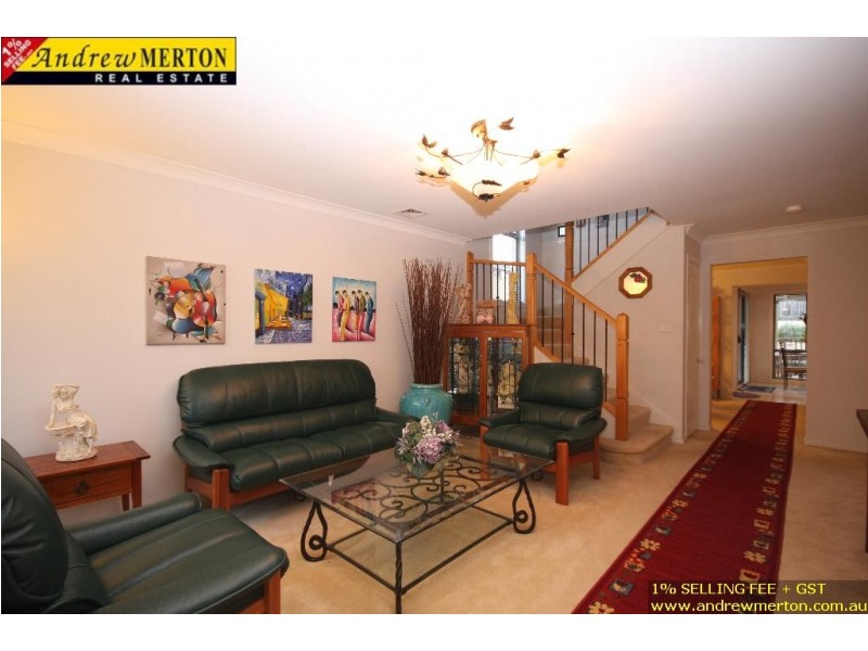 1075 Wilkins Ave, Beaumont Hills NSW 2155