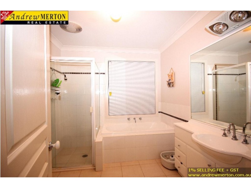 1075 Wilkins Ave, Beaumont Hills NSW 2155