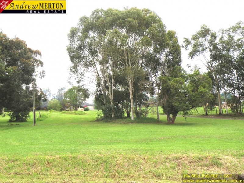 11 Mason Rd, Box Hill NSW 2577