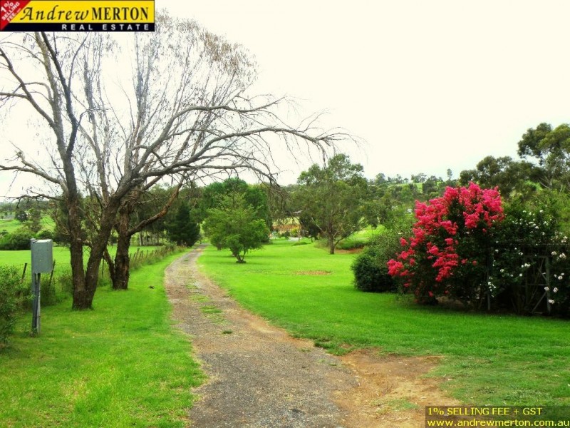 11 Mason Rd, Box Hill NSW 2577