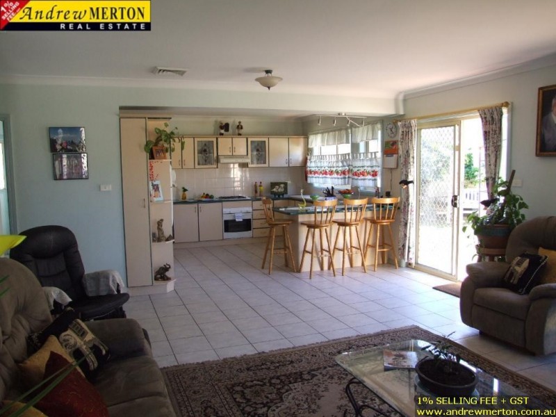 32 Farmingdale Drive, Blacktown NSW 2148