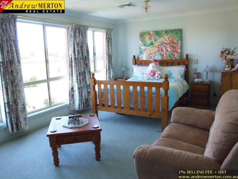 32 Farmingdale Drive, Blacktown NSW 2148