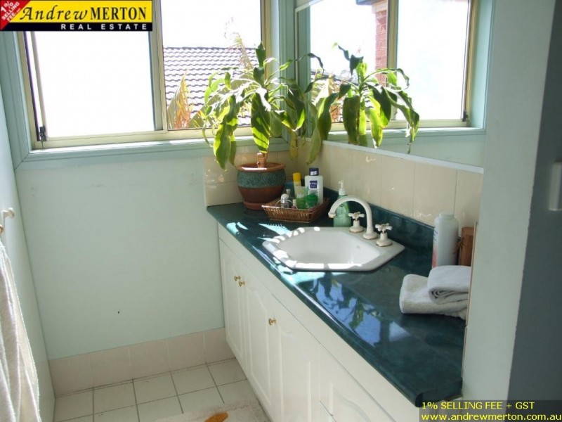 32 Farmingdale Drive, Blacktown NSW 2148