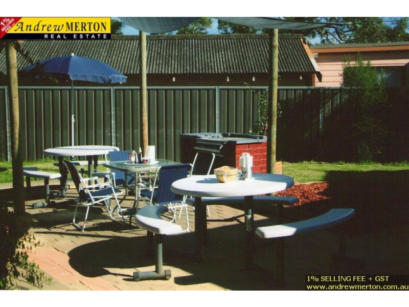 7 Tonga Pl, Lethbridge Park NSW 2770