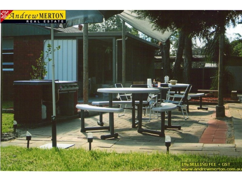 7 Tonga Pl, Lethbridge Park NSW 2770
