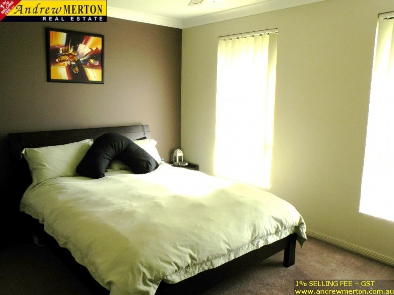 27 Sapphire St, Greystanes NSW 2145