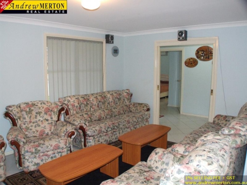 15 Cadman Pl, Woodcroft NSW 2767