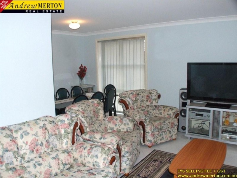 15 Cadman Pl, Woodcroft NSW 2767