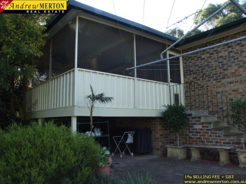 69 Faulkland Cres, Kings Park NSW 2148