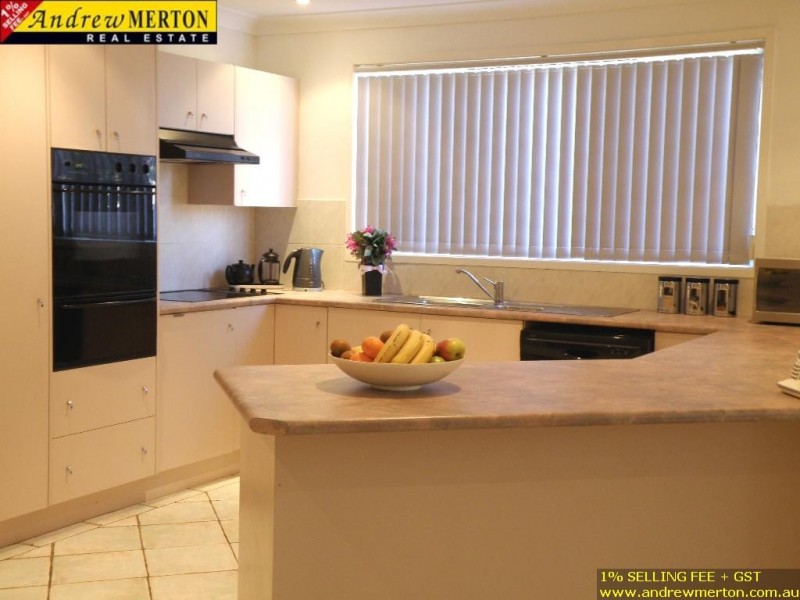 2 Diggins St, Beaumont Hills NSW 2155