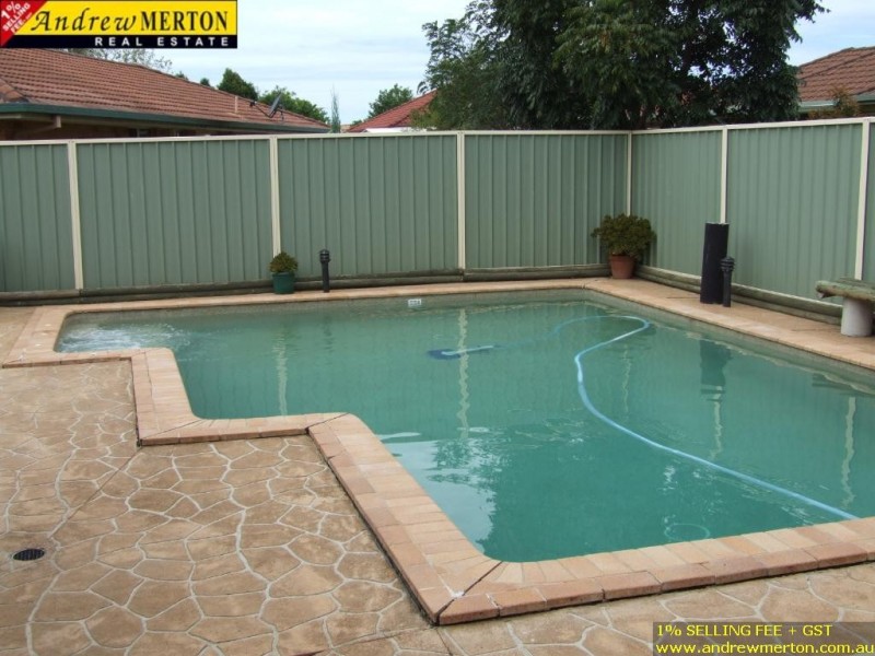 16 Sally Pl, Glendenning NSW 2761