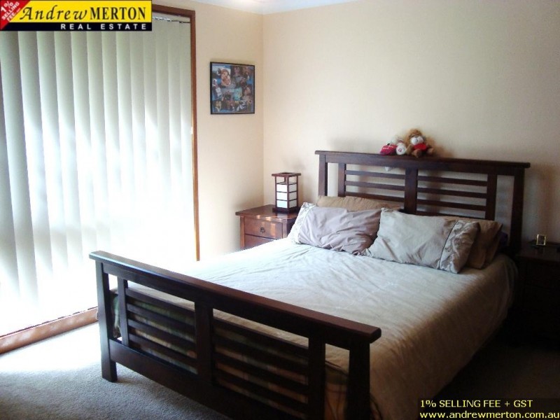 107 Madagascar Dr, Kings Park NSW 2148