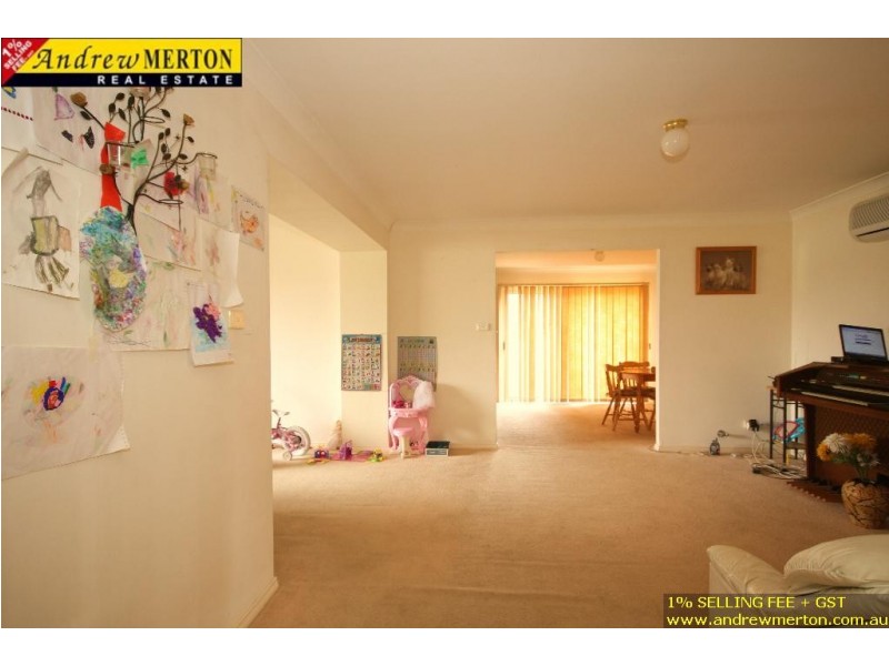 27B Dongola Circuit, Quakers Hill NSW 2763