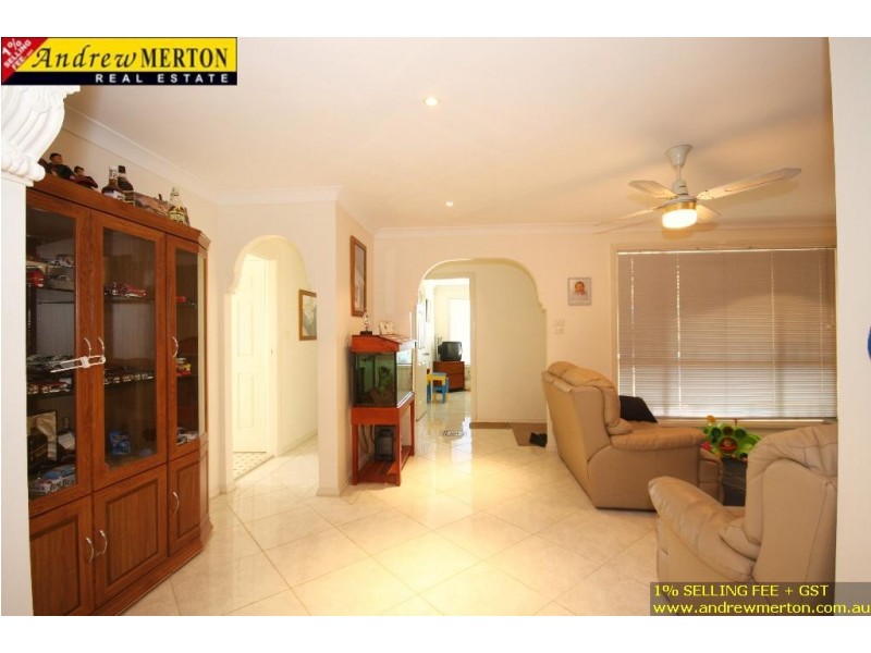133 Explorers Way, St Clair NSW 2330