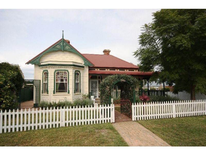 3 View Street, Singleton NSW 2330