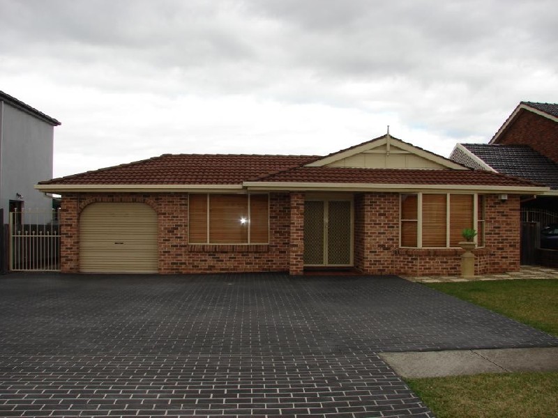 Edensor Park NSW 2176