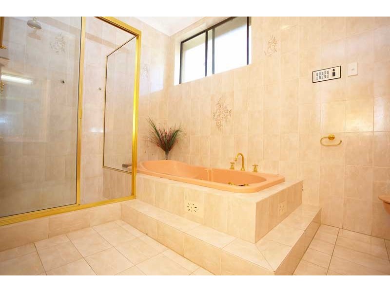 9 Barbaro Lane, Horsley Park NSW 2175