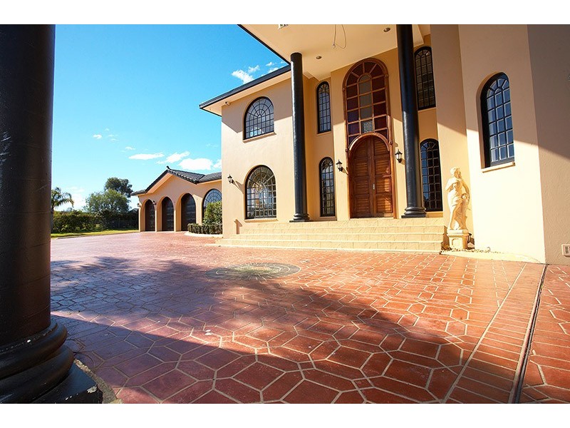 24-29 Centennial Ct, Mount Vernon NSW 2178