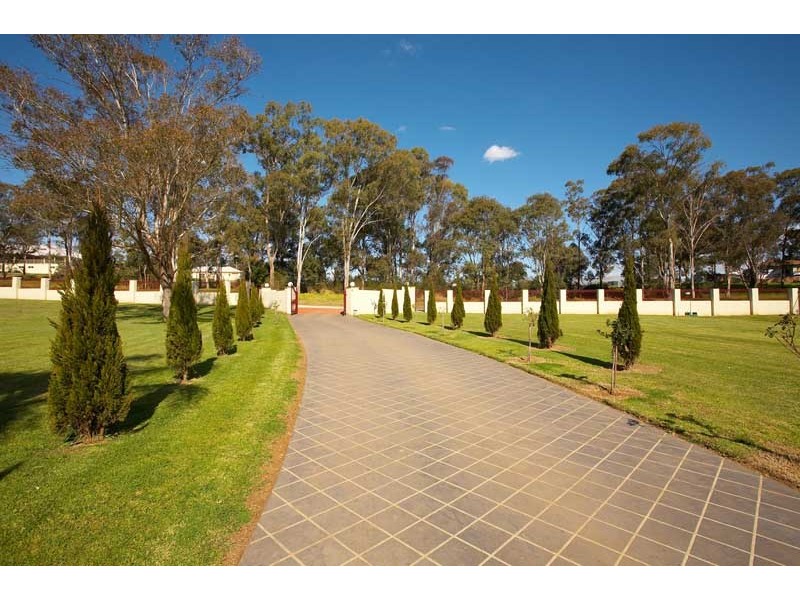 9-11 Barbaro Lane, Horsley Park NSW 2175
