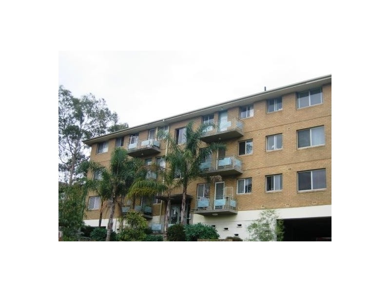 2/3 Pitt Street, Westmead NSW 2145