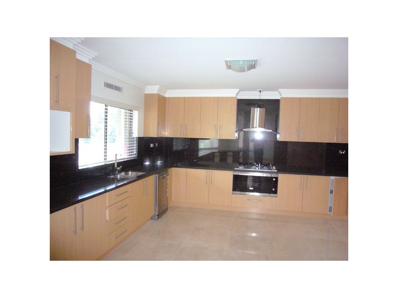 9A Pindari Crescent, South Wentworthville NSW 2145