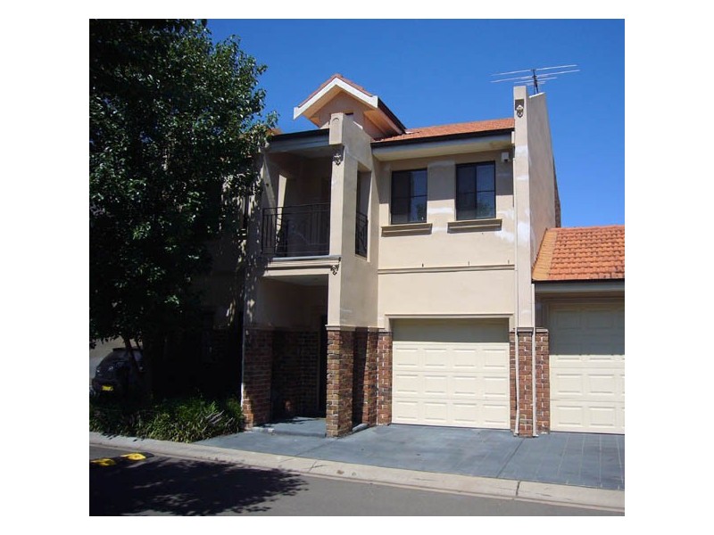 29/6 Blossom Pl, Quakers Hill NSW 2763