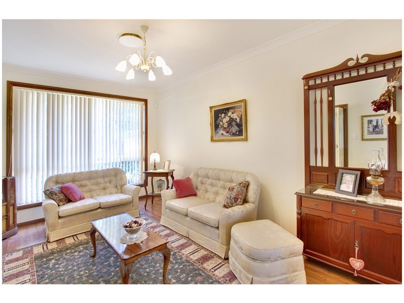 10 Beaumont Drive, Beaumont Hills NSW 2155