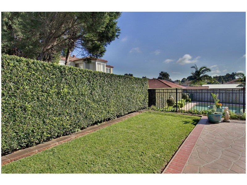 10 Beaumont Drive, Beaumont Hills NSW 2155