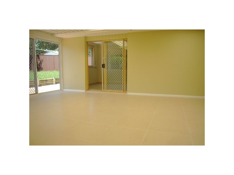 68 Bombala Cr, Quakers Hill NSW 2763