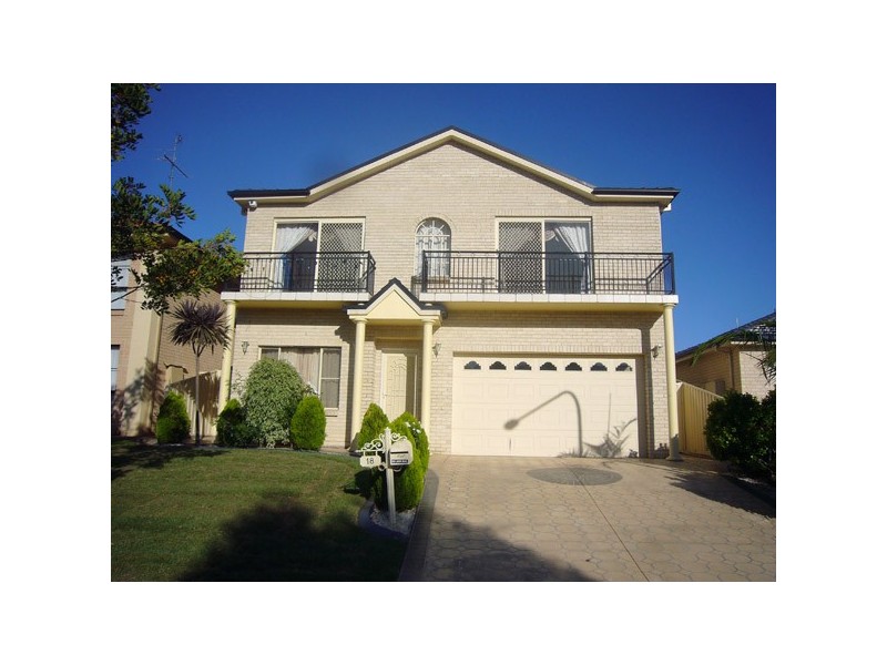 18 Lakewood Terrace, Glenmore Park NSW 2745