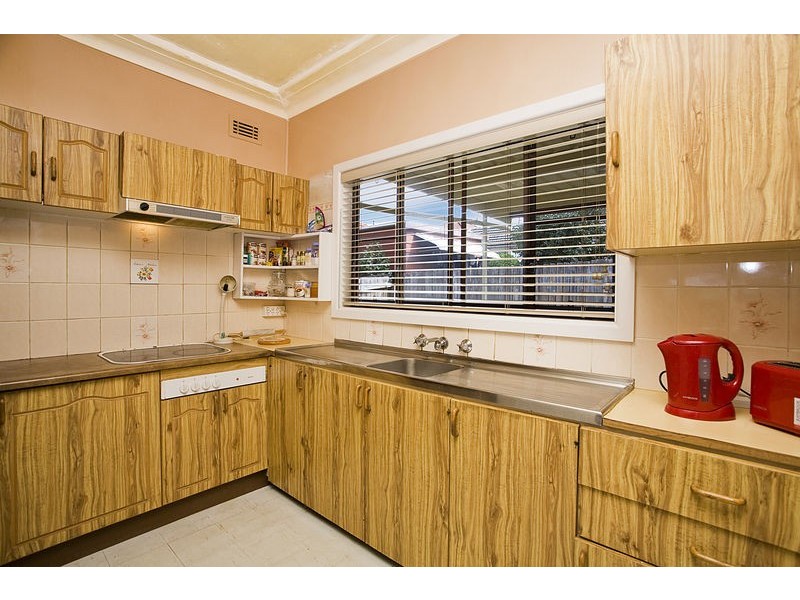 32 BARWON ROAD, Mortdale NSW 2223