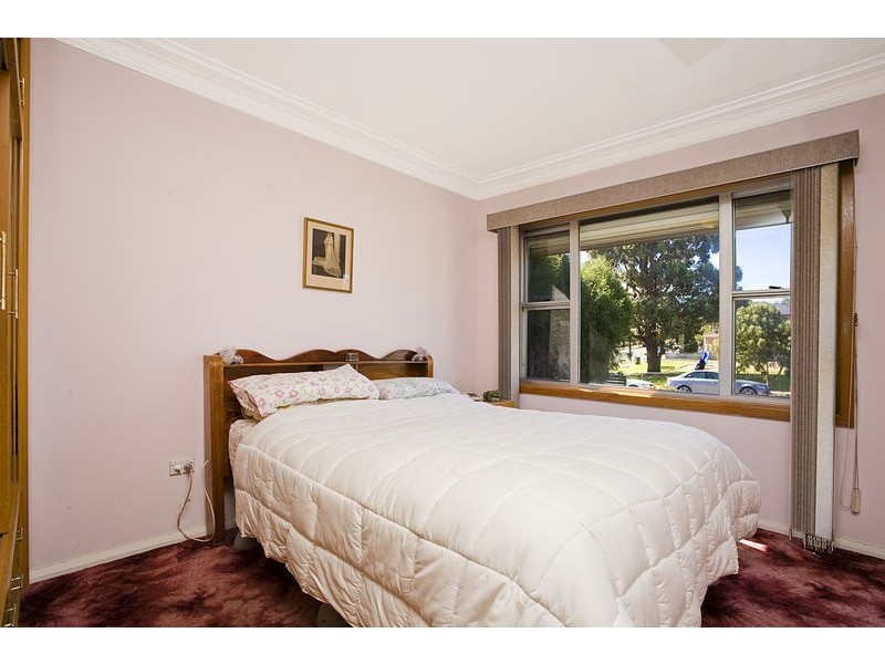 2a COOK St, Mortdale NSW 2223
