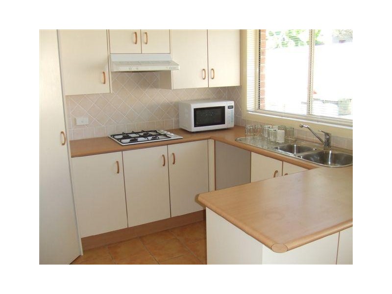 2A Mavis Avenue, Peakhurst NSW 2210