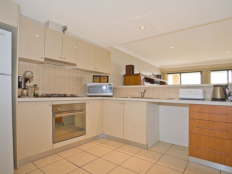 27/52 PRESIDENT AVENUE, Caringbah NSW 2229