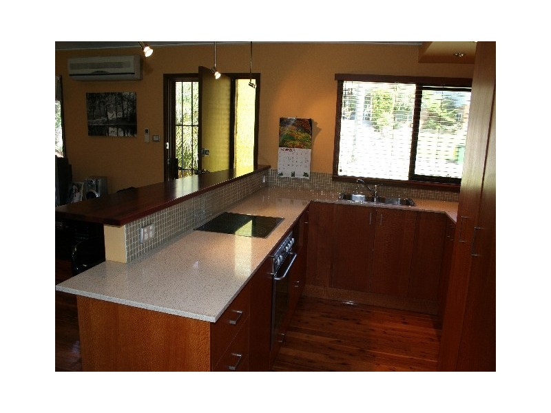 11 Corinth Road, Heathcote NSW 2233