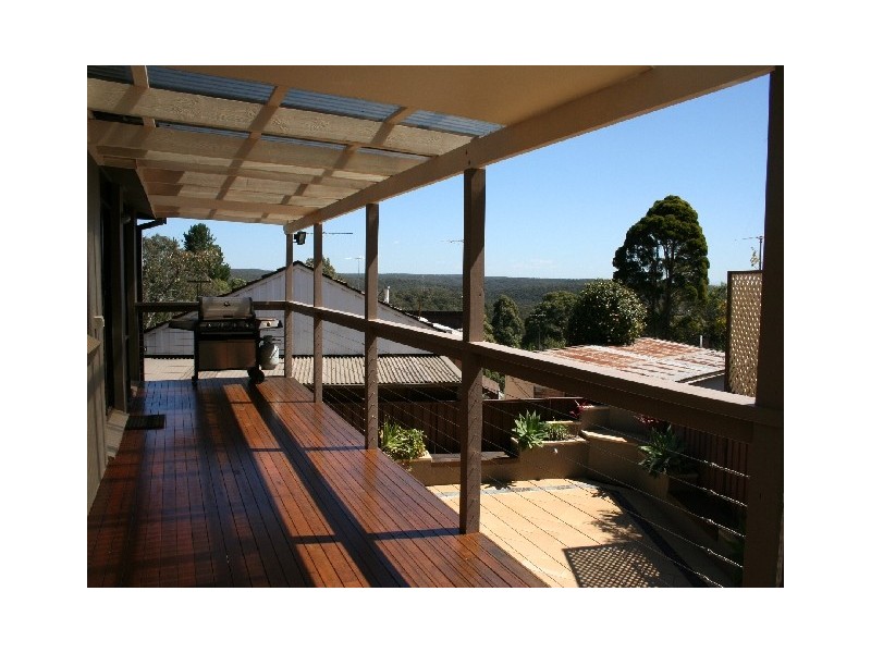 1 Naranga Avenue, Engadine NSW 2233